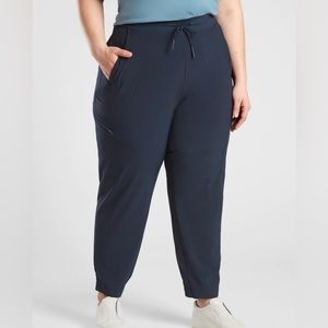 Athleta Venture pant - Navy Blue